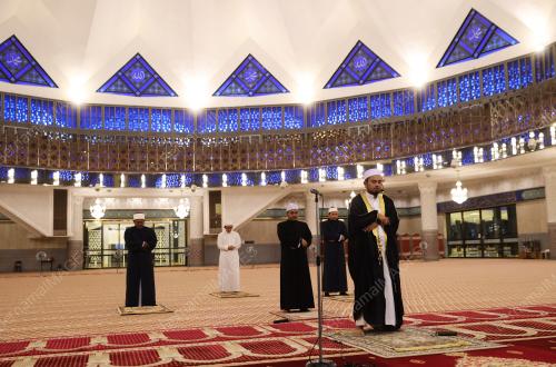 SOLAT TARAWIH MASJID NEGARA