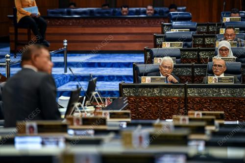 DATUK SERI HAMZAH ZAINUDIN