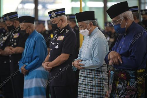 AL-SULTAN ABDULLAH RI'AYATUDDIN AL-MUSTAFA BILLAH SHAH