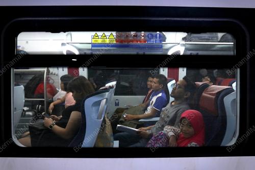 KL36_24062017_TREN_BN201706237865