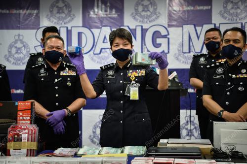 DATUK YONG LEI CHOO