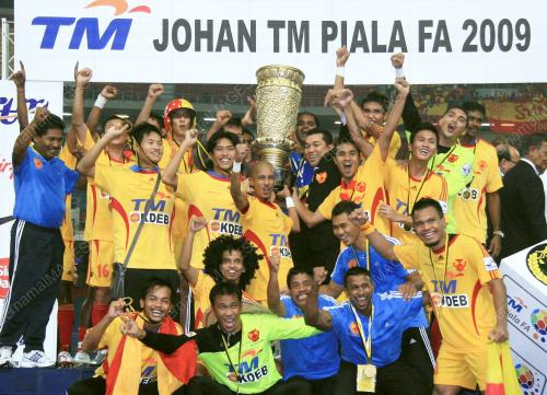 PIALA FA