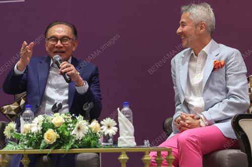 DATUK SERI ANWAR IBRAHIM