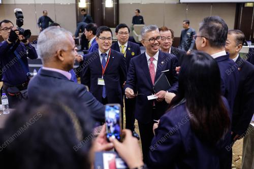 TENGKU DATUK SERI ZAFRUL TENGKU ABDUL AZIZ