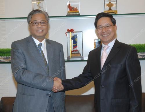 ISMAIL SABRI YAAKOB