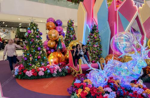 TINJAUAN HARI NATAL
