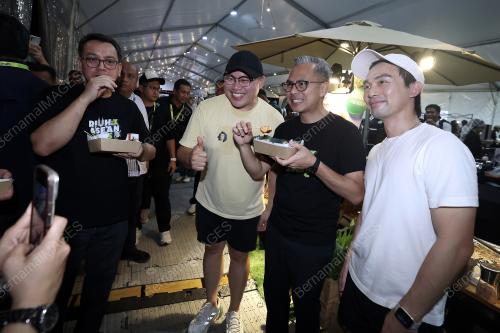DATUK FAHMI FADZIL