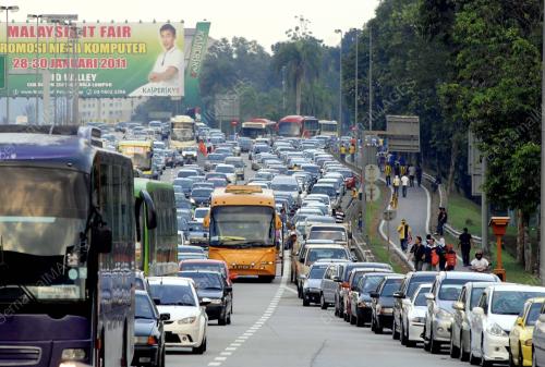 BOLA SEPAK AFF SUZUKI