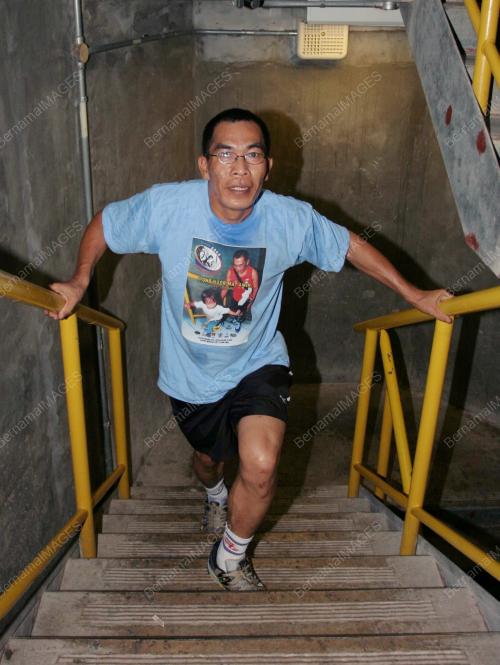 PENDAKIAN MERDEKA 2008 DI MENARA KL