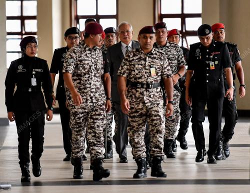 DATUK SERI NAJIB TUN RAZAK
