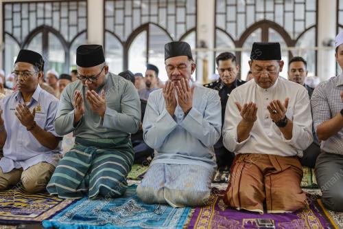 DATUK SERI ANWAR IBRAHIM