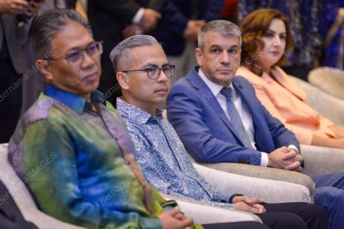 DATUK FAHMI FADZIL