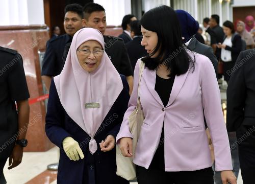 KL36_28112019_PARLIMEN_BN201910012841