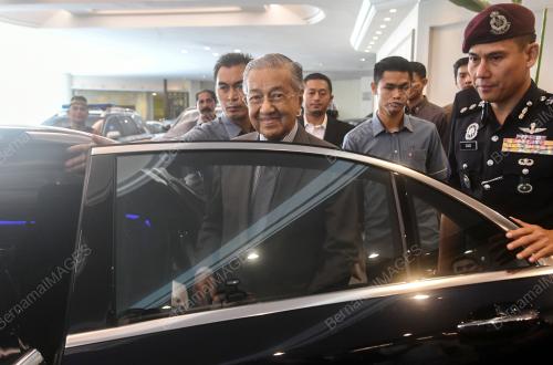 TUN DR MAHATHIR MOHAMAD
