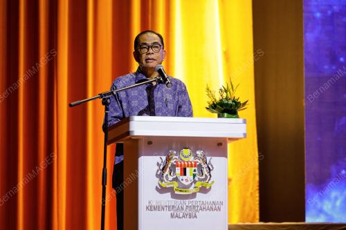 DATUK SERI MOHAMED KHALED NORDIN