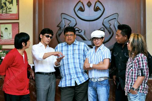 KL36_29052012_ARTIS_UMNO