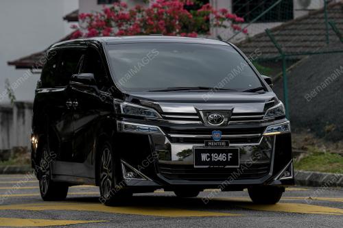 BEBERAPA KENDERAAN MEMBAWA MENTERI TIBA DI RUMAH PERDANA MENTERI