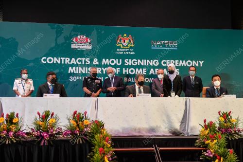 DATUK SERI HAMZAH ZAINUDIN