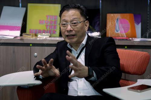 LEE CHIN GUAN