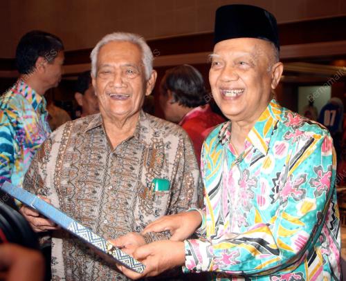 PEMENANG SASTERA PERDANA