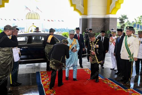 KL36_31012019_AGONG_BN201901289402