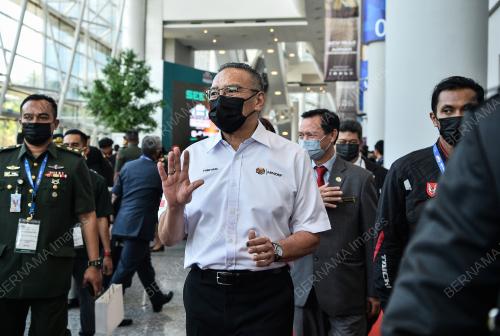 DATUK SERI HISHAMUDDIN TUN HUSSEIN