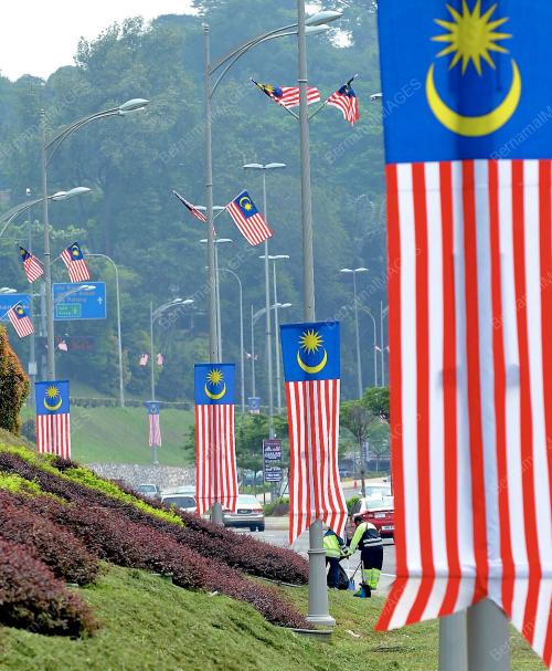 KL36_31072012_BENDERA