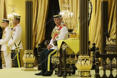 AL-SULTAN ABDULLAH RI'AYATUDDIN AL-MUSTAFA BILLAH SHAH