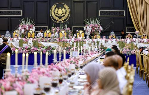 MAJLIS SANTAPAN DIRAJA PERTABALAN YANG DI-PERTUAN AGONG KE-17