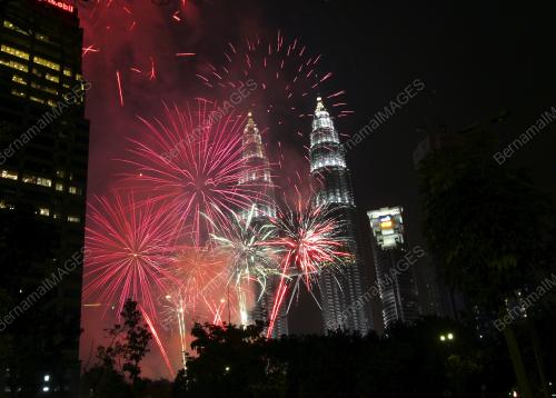 KL37_01012017_TAHUN_BARU