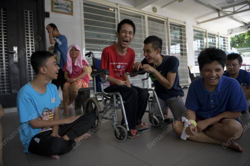 PAKEJ RANSANGAN EKONOMI PRIHATIN RAKYAT