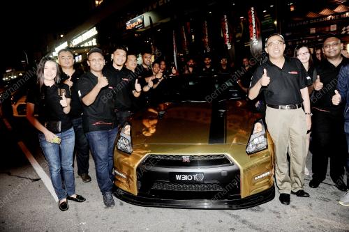 KL37_01062016_SUPERCAR_DRAG