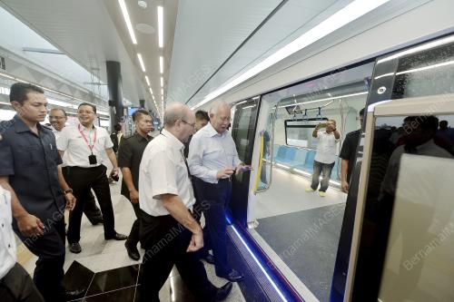 KL37_01092016_MRT_PHILIO
