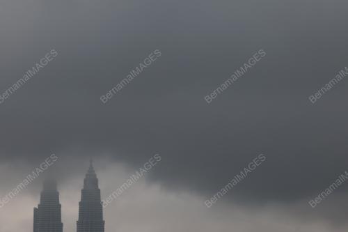 TINJAUAN CUACA IBU KOTA