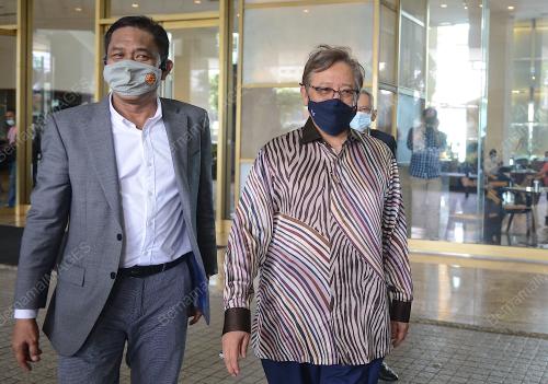 DATUK PATINGGI ABANG JOHARI TUN OPENG