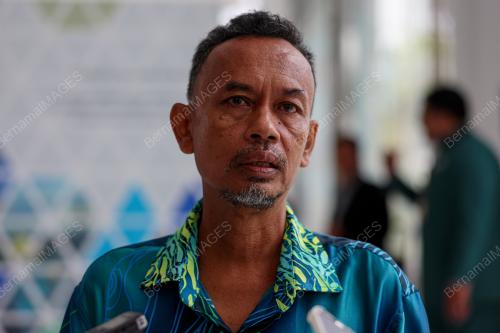 WAN MOHD ROZALI WAN ABU BAKAR
