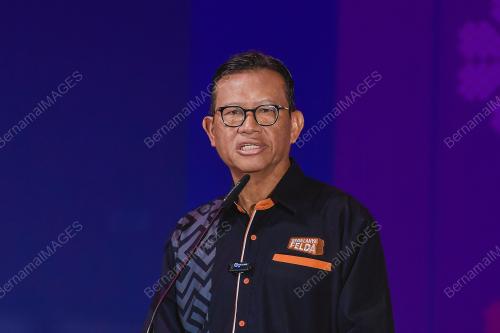 DATUK SERI AHMAD SHABERY CHEEK