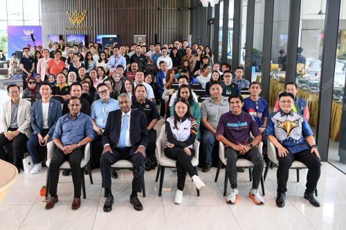 HANNAH YEOH