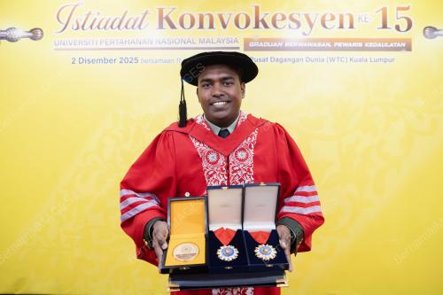 KAPT TS. DR. THACHNATHAREN NAGARAJAN