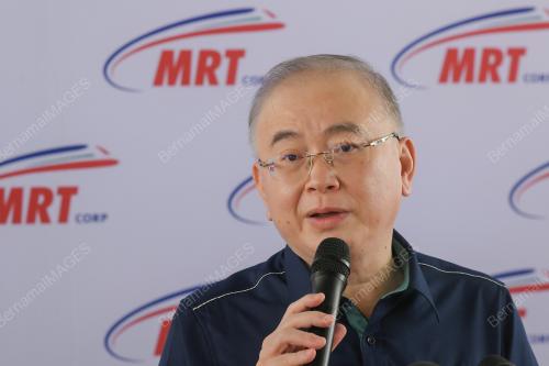 DATUK SERI IR DR WEE KA SIONG