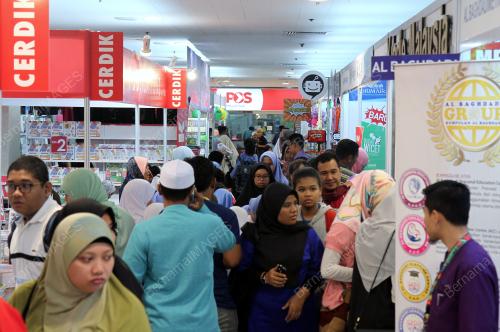 KL37_03052017_PESTA_BUKU