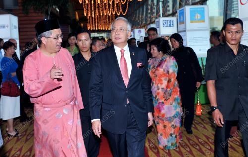 KL37_03092012_PM_KHAZANAH