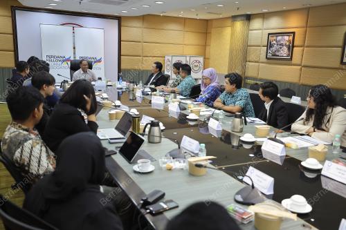DATUK SERI DR ZAMBRY ABDUL KADIR