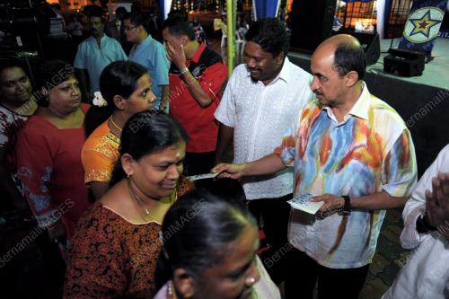 KL37_04112012_DEEPAVALI