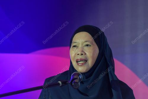 DATUK AZIZAH MOHD DUN