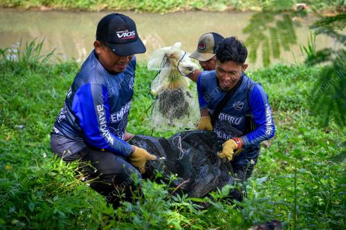 KOMUNITI PEMBURU IKAN BANDARAYA