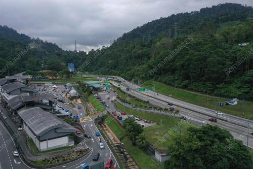 ALIRAN TRAFIK KE PUSAT BANDARAYA
