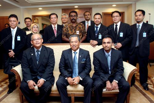 TAN SRI MUHYIDDIN YASSIN