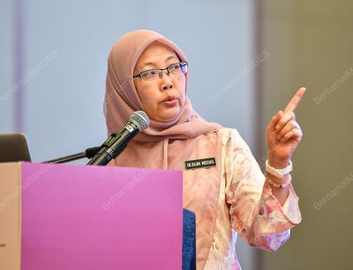 DR ZALIHA MUSTAFA