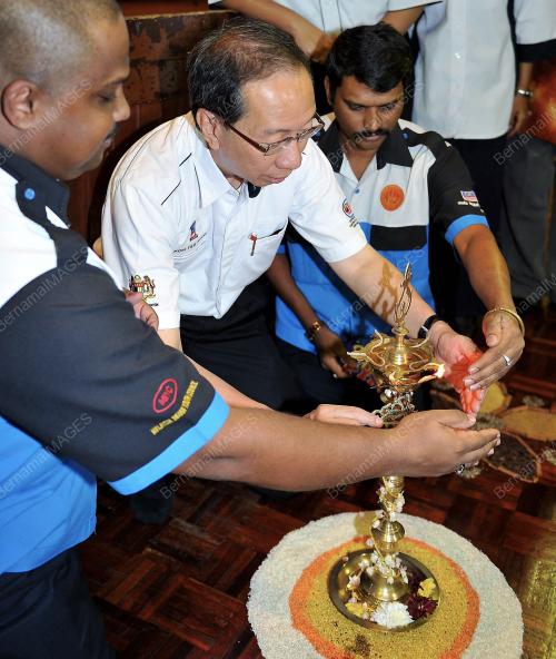 KL37_08012012_MIYC